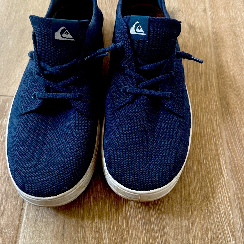 Quicksilver slip on Navy Blue Casual Sneakers